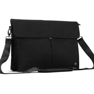 Sleek Black Men's Messenger Bag